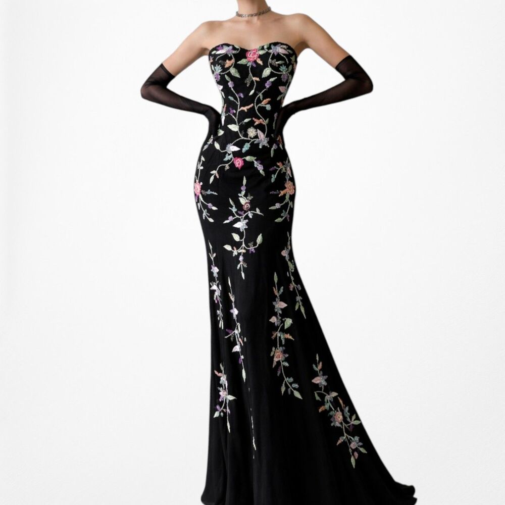 Vintage Y2K Black Strapless Floral Beaded Fit Flared Maxi Prom Dress Size S